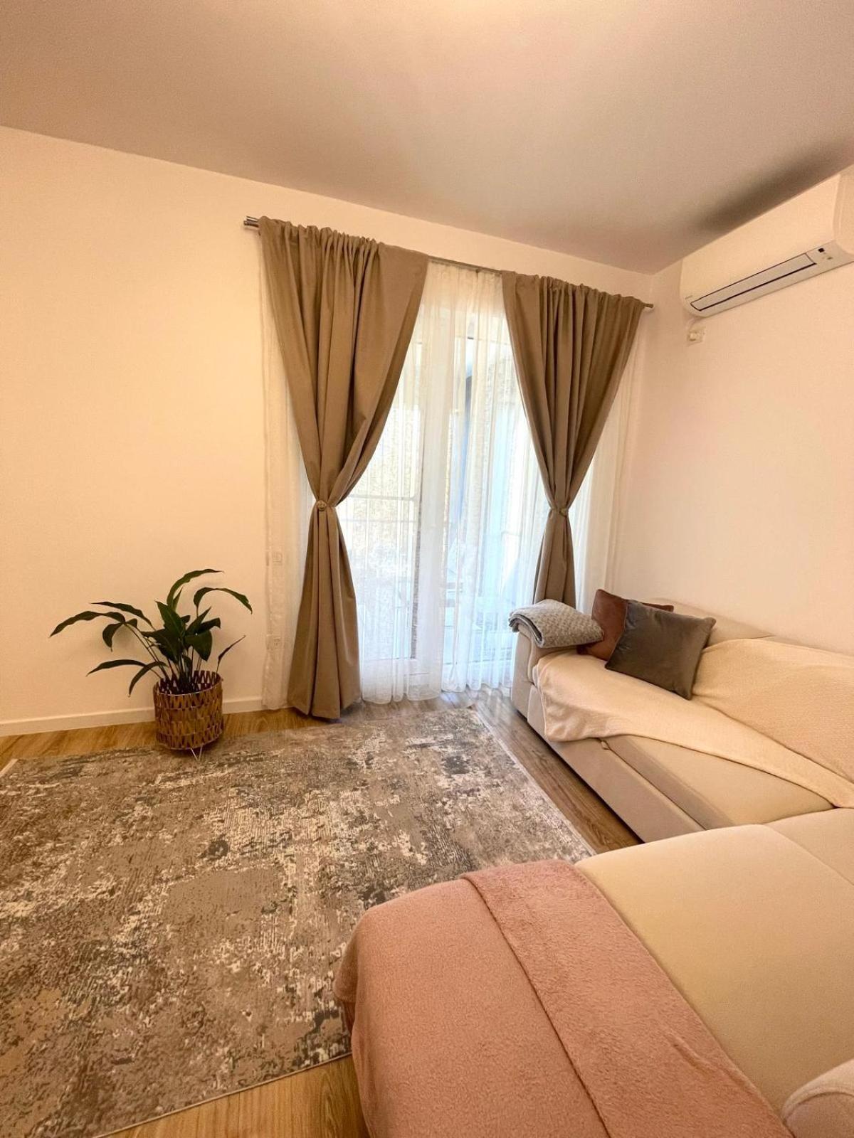 Negruzzi Apartment Dumbravita  Bagian luar foto